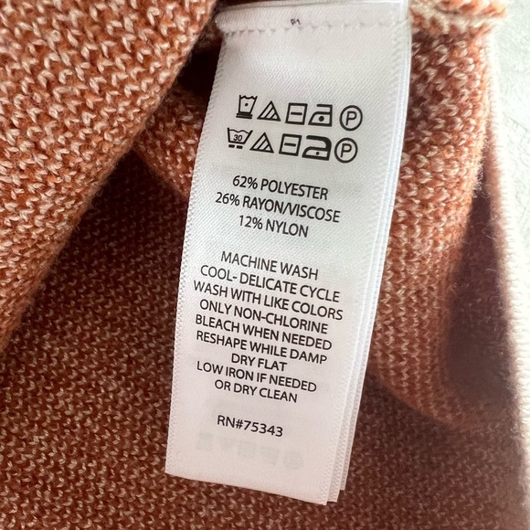 Women’s Rachel Zoe Boho Large Floral Embroidery Novelty oversized Swester NWT L - Picture 7 of 9